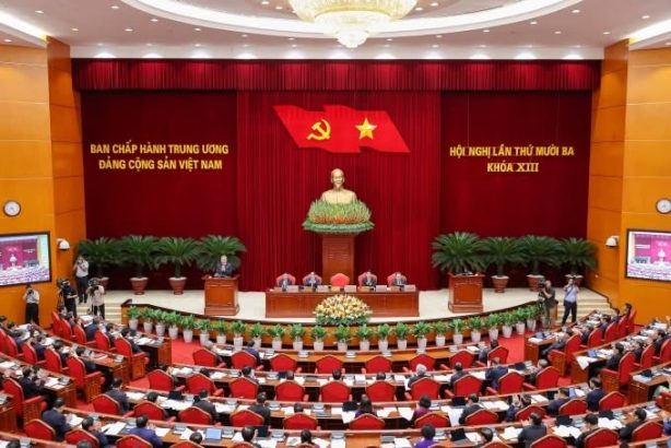 18 VẤN ĐỀ MỚI QUAN TRỌNG TRONG DỰ THẢO CÁC VĂN KIỆN ĐẠI HỘI XIV CỦA ĐẢNG