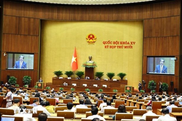 Quốc hội thảo luận về Luật Hoạt động giám sát của Quốc hội và hội đồng nhân dâ