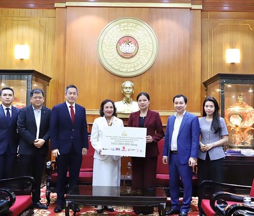 Trên 1091 tỷ đồng giúp người dân vùng lũ thêm vững vàng vượt qua khó khăn sớm ổn định cuộc sống