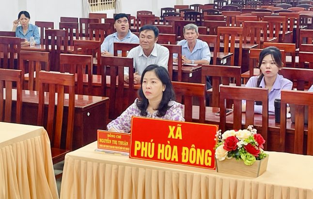 Xã Phú Hòa Đông tổ chức tiếp sóng tập huấn phần mềm Hệ thống thông tin điều hành tác nghiệp Mặt trận Tổ quốc Việt Nam.