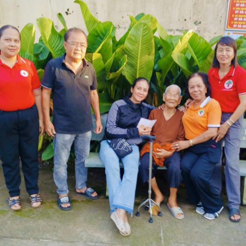 Thực hiện mô hình Hỗ trợ thường xuyên cho người cao tuổi có hoàn cảnh khó khăn