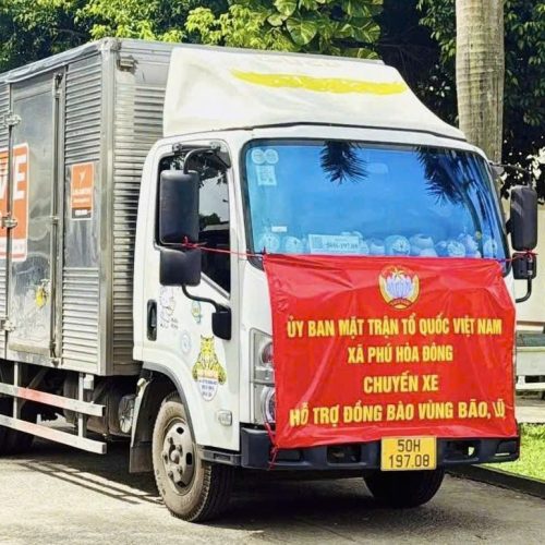 NHỮNG CHUYẾN XE NGHĨA TÌNH ĐẦU TIÊN ĐÃ XUẤT PHÁT HƯỚNG VỀ MIỀN TRUNG