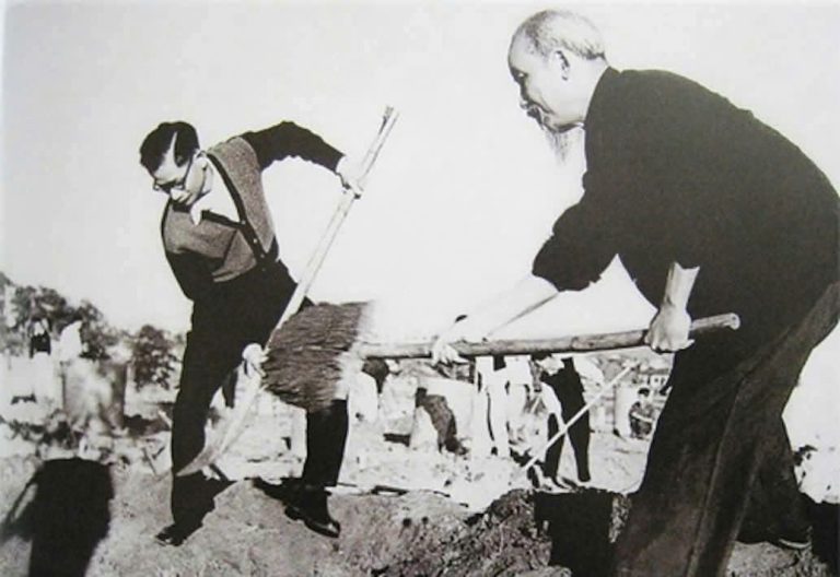 BÁC HỒ VỚI “CẦN, KIỆM, LIÊM, CHÍNH”