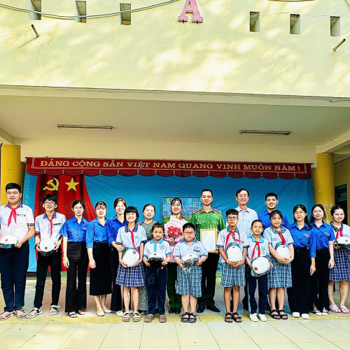 Chương trình cùng em vững bước năm học 2025 8211 2026