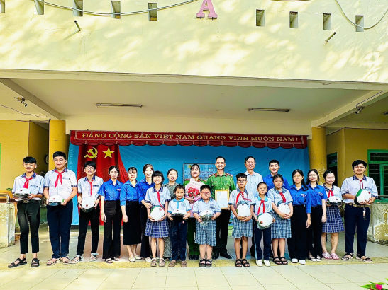 Chương trình cùng em vững bước năm học 2025 – 2026