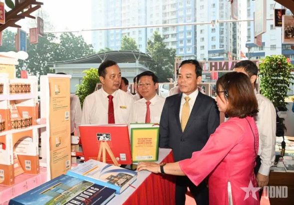 TIẾP NỐI TƯ TƯỞNG HỒ CHÍ MINH TRONG KỶ NGUYÊN SỐ