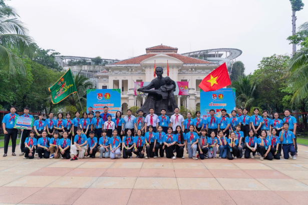 Hành trình 8220Em yêu Tổ quốc Việt Nam8221 năm 2025