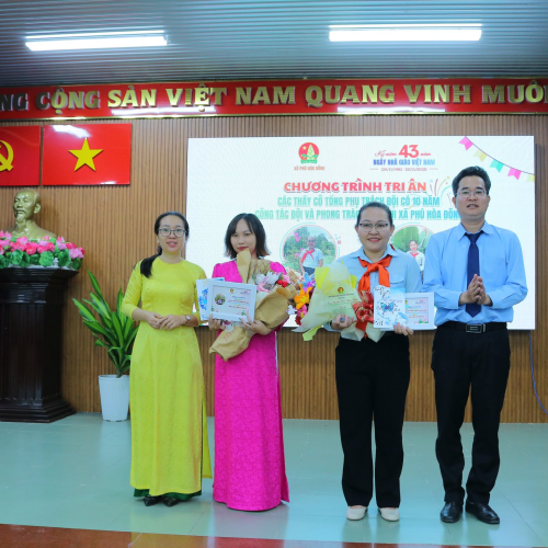 TRI ÂN CÁC THẦY CÔ TỔNG PHỤ TRÁCH ĐỘI XÃ PHÚ HOÀ ĐÔNG