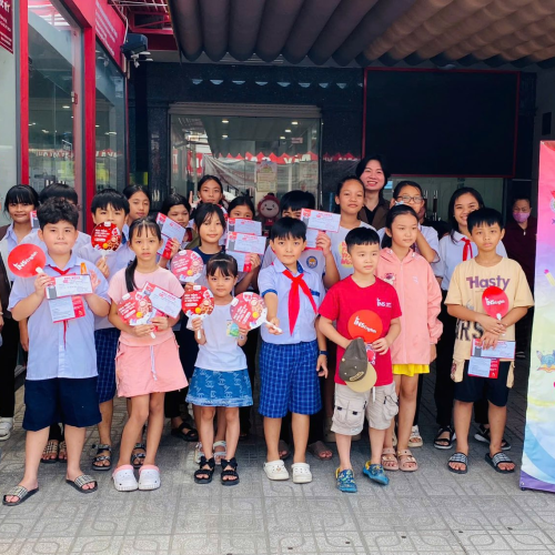 Hành trình Vui học ngoại ngữ tại Trung tâm Anh ngữ INS English