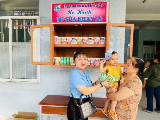 TIẾP TỤC THỰC HIỆN MÔ HÌNH “TỦ SỮA NHÂN ÁI”