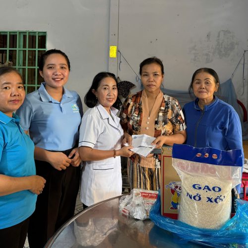 TIẾP TỤC DUY TRÌ MÔ HÌNH CHĂM SÓC SỨC KHỎE TẠI NHÀ CHO PHỤ NỮ KHÓ KHĂN BỊ BỆNH NAN Y