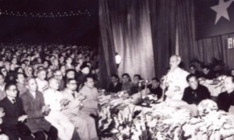Ngày 5/1/1960, tại Thủ đô Hà Nội, Chủ tịch Hồ Chí Minh đã phát biểu tại Lễ kỷ niệm 30 năm thành lập Đảng Cộng sản Việt Nam (3/2/1930 – 3/2/1960)