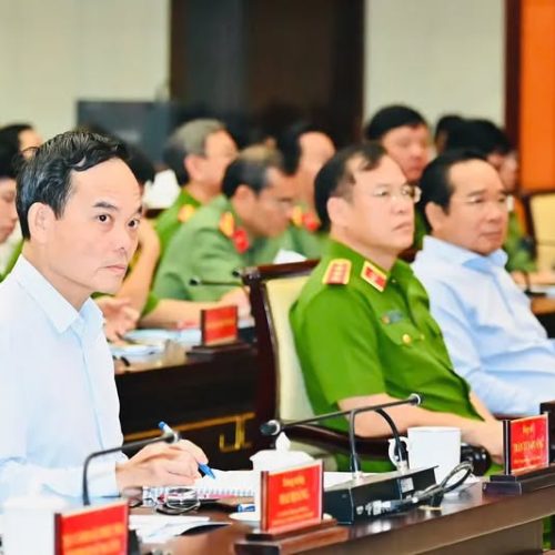 THÀNH PHỐ HỒ CHÍ MINH XÂY DỰNG MỖI GIA ĐÌNH PHƯỜNG XÃ LÀ PHÁO ĐÀI PHÒNG CHỐNG MA TÚY