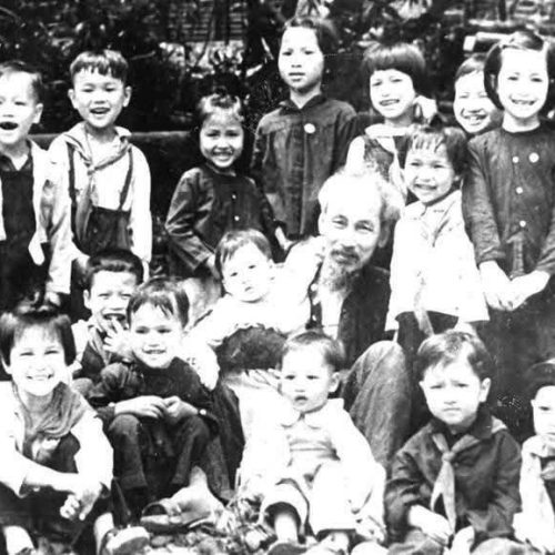 BÀI HỌC SÂU SẮC TỪ NHỮNG LẦN SINH NHẬT BÁC HỒ