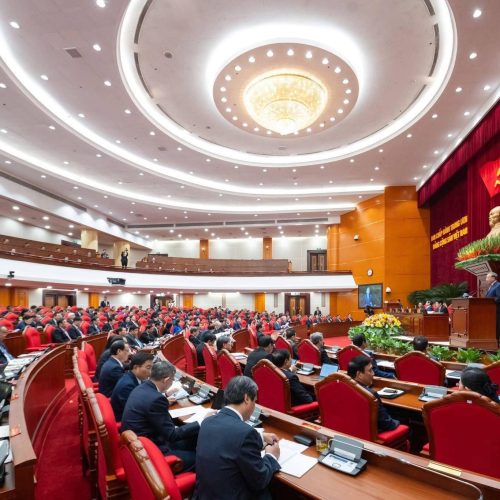 CHÍNH TRỊ DẪN ĐƯỜNG 8211 VĂN HÓA SOI ĐƯỜNG 8211 KHOA HỌC ĐỊNH HÌNH 8211 NHÂN DÂN THỰC THI DƯỚI NGỌN CỜ CỦA ĐẢNG