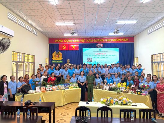 RA MẮT MÔ HÌNH “PHỤ NỮ PHÚ HÒA ĐÔNG ĐỒNG HÀNH PHÁT TRIỂN KINH TẾ SỐ”