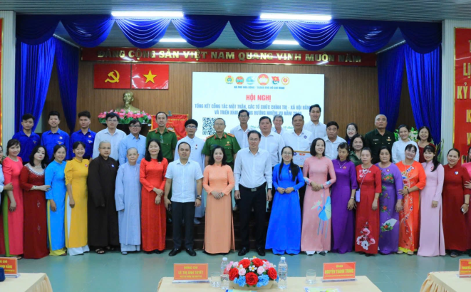 TỔNG KẾT CÔNG TÁC MẶT TRẬN, CÁC TỔ CHỨC CHÍNH TRỊ – XÃ HỘI NĂM 2025 VÀ TRIỂN KHAI PHƯƠNG HƯỚNG, NHIỆM VỤ TRỌNG TÂM NĂM 2026
