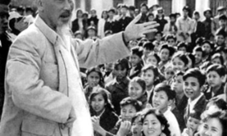 Lời chúc mừng năm mới 1958