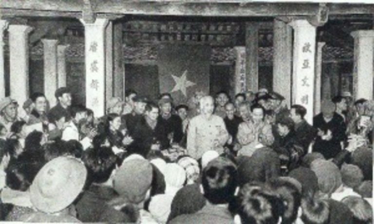 Hồ Chủ tịch chúc Xuân Nhâm Dần 1962