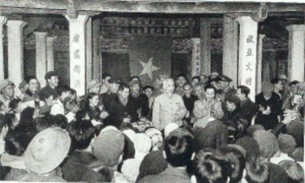 Hồ Chủ tịch chúc Xuân Nhâm Dần 1962