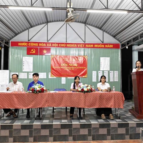 TỔ ĐẠI BIỂU HĐND XÃ PHÚ HÒA ĐÔNG TIẾP XÚC CỬ TRI VẬN ĐỘNG BẦU CỬ NHIỆM KỲ 20262031