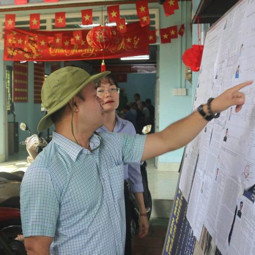 Giám sát công tác bầu cử đại biểu Quốc hội khóa XVI và bầu cử đại biểu HĐND các cấp nhiệm kỳ 2026  2031 tại các điểm bầu cử của ấp trên địa bàn xã Phú Hòa Đông