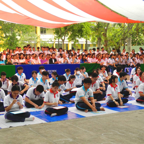 RUNG CHUÔNG VÀNG TIẾNG ANH NĂM 2026