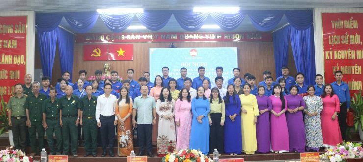 HỘI NGHỊ SƠ KẾT CÔNG TÁC MẶT TRẬN VÀ CÁC TỔ CHỨC CHÍNH TRỊ – XÃ HỘI 6 THÁNG ĐẦU NĂM 2026
