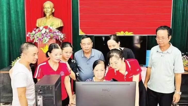 Củng cố vững chắc nền tảng từ thôn, tổ dân phố